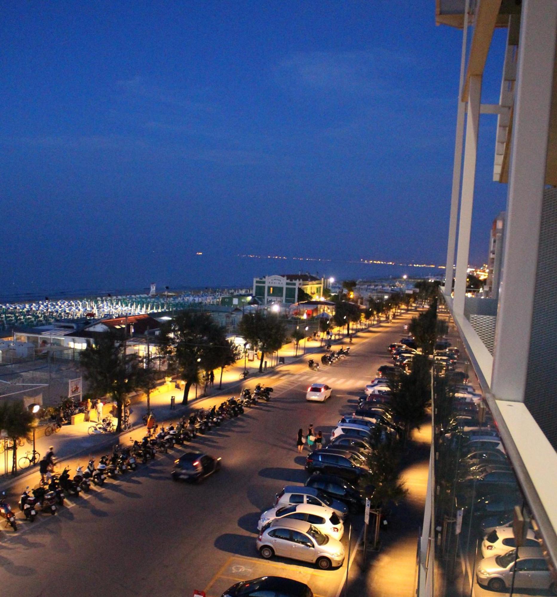Hotel Cristallo Senigallia Oda fotoğraf