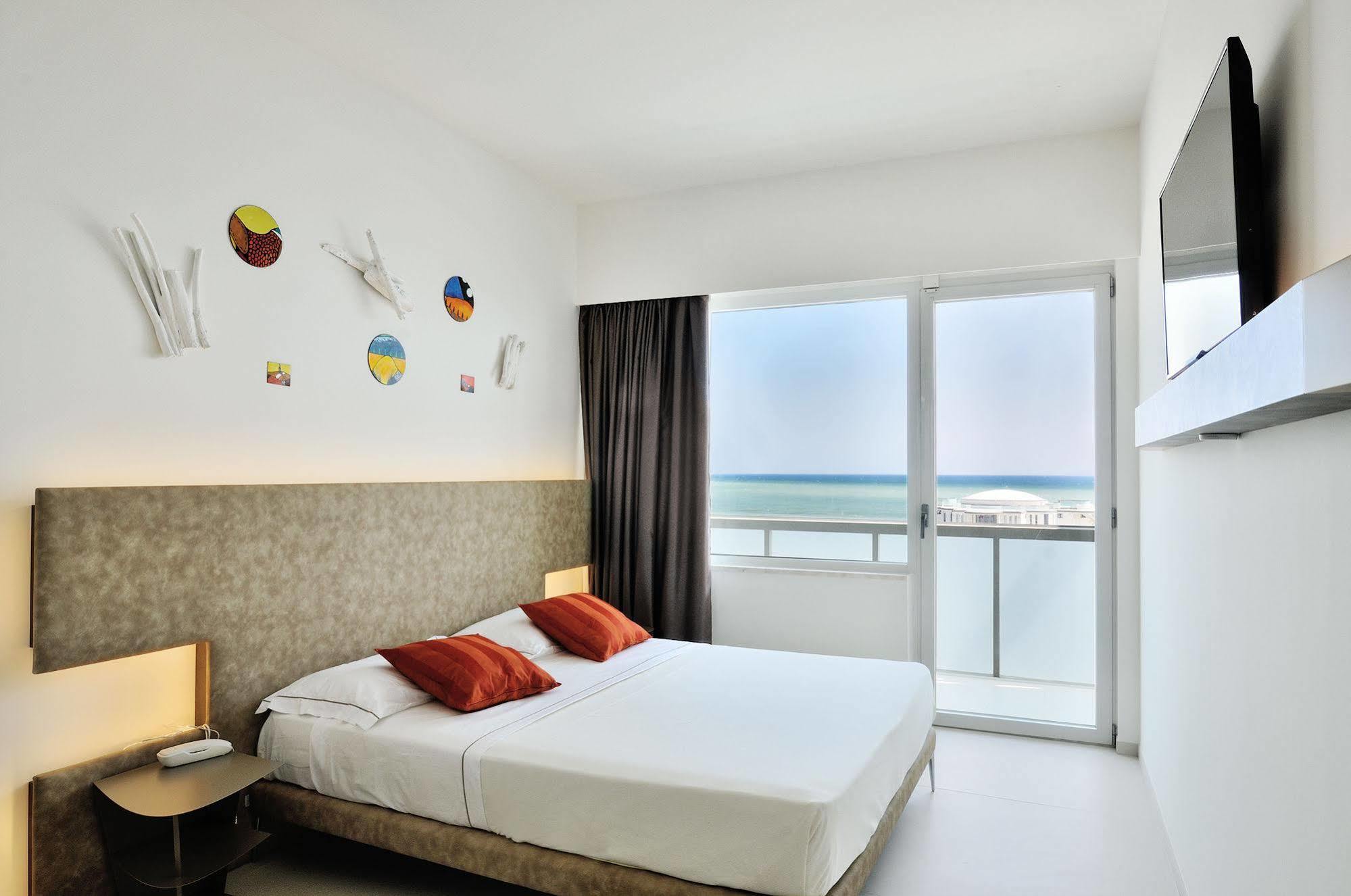 Hotel Cristallo Senigallia Dış mekan fotoğraf